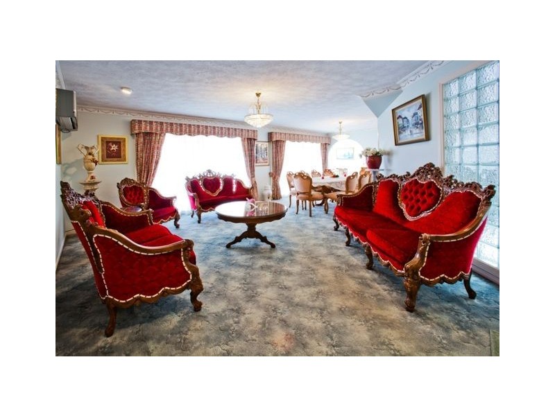 6 Ondine Court, Mermaid Waters QLD 4218