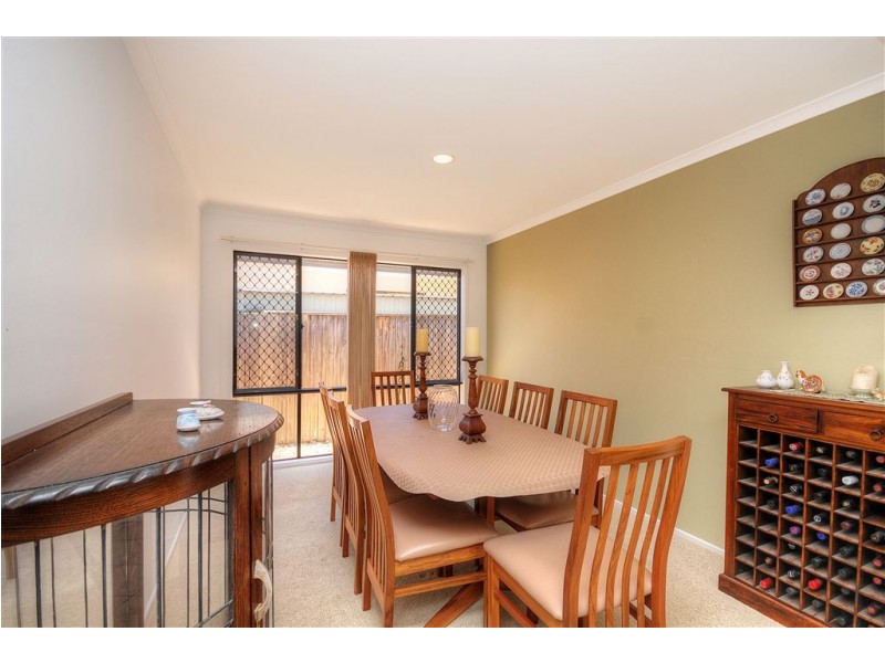 11 Shoalwater Court, Burleigh Waters QLD 4220