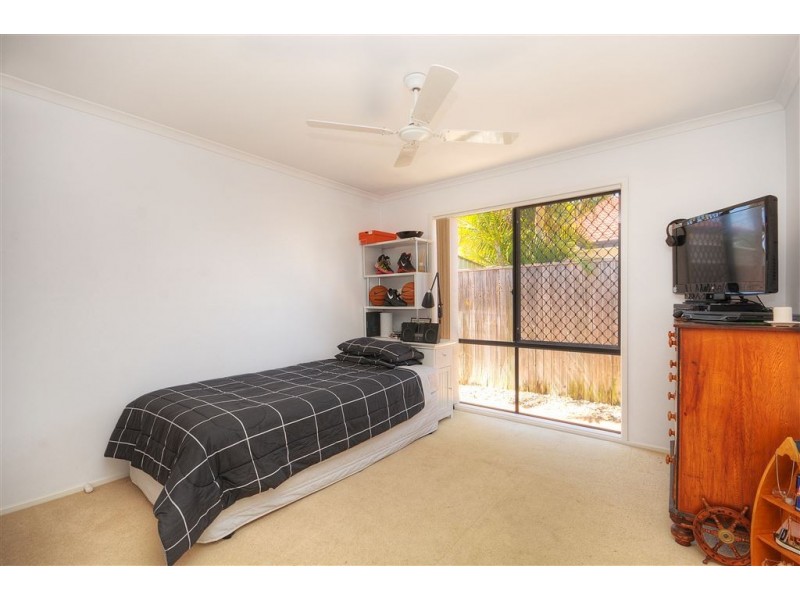 11 Shoalwater Court, Burleigh Waters QLD 4220