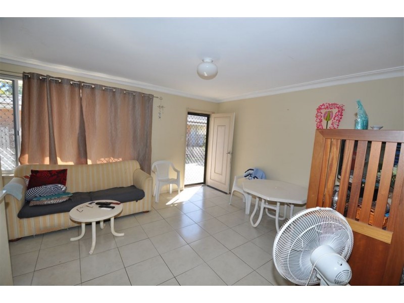 5 Parnoo Street, Chevron Island QLD 4217