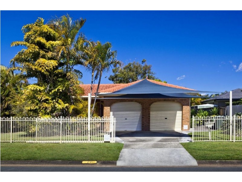 20 Waitomo Street, Broadbeach Waters QLD 4218