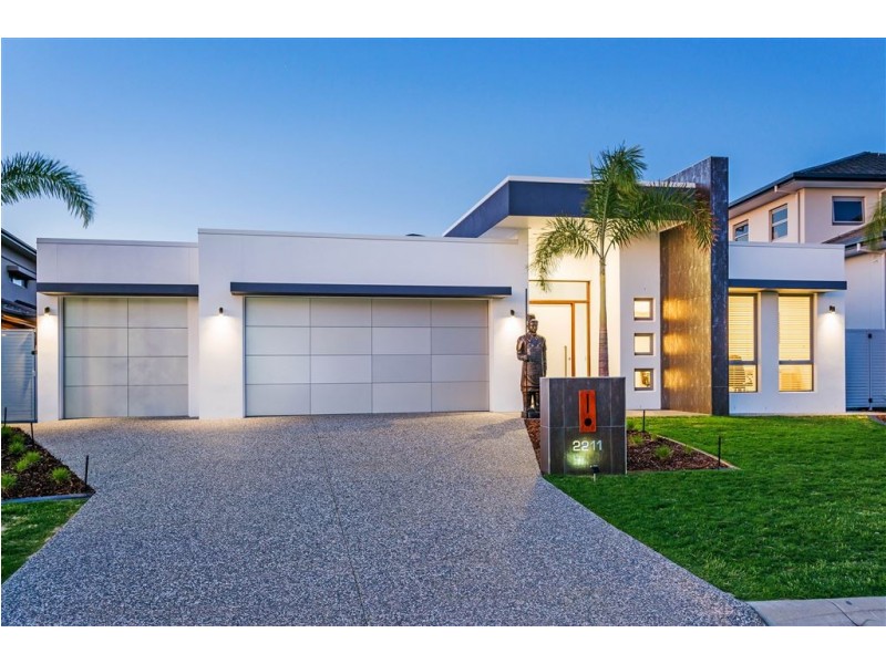 2211 Taromeo Court, Hope Island QLD 4212