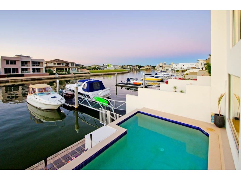1/11 South Quay Drive, Biggera Waters QLD 4216