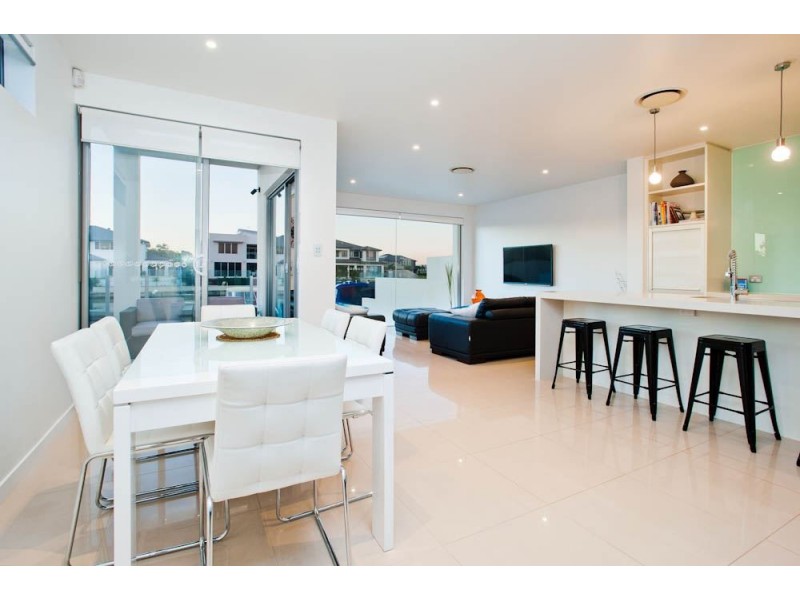 1/11 South Quay Drive, Biggera Waters QLD 4216
