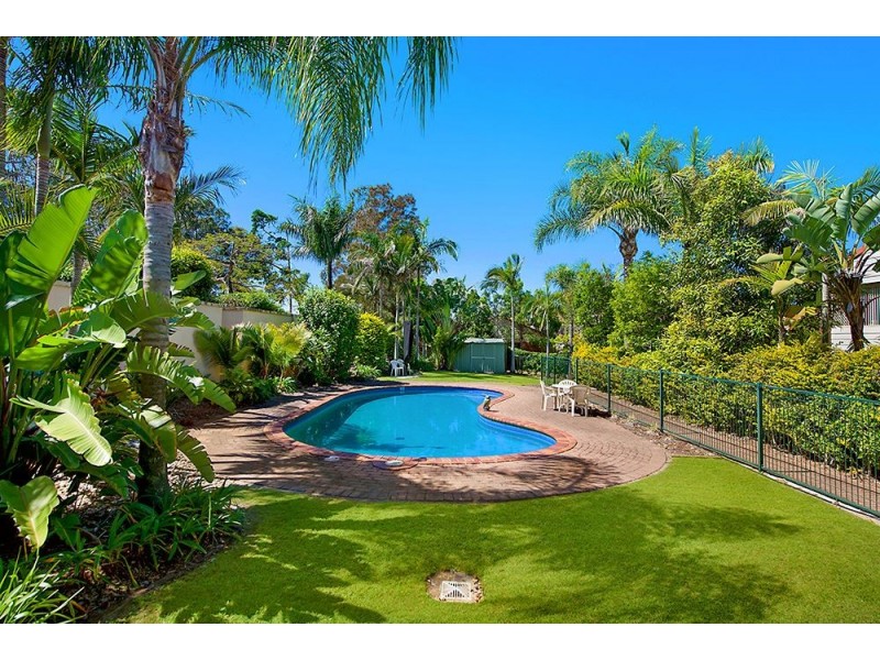 2/601 Pine Ridge Road, Biggera Waters QLD 4216