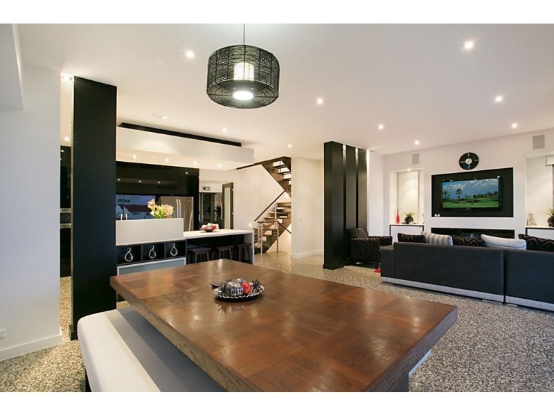 13 Kelly Avenue, Miami QLD 4220