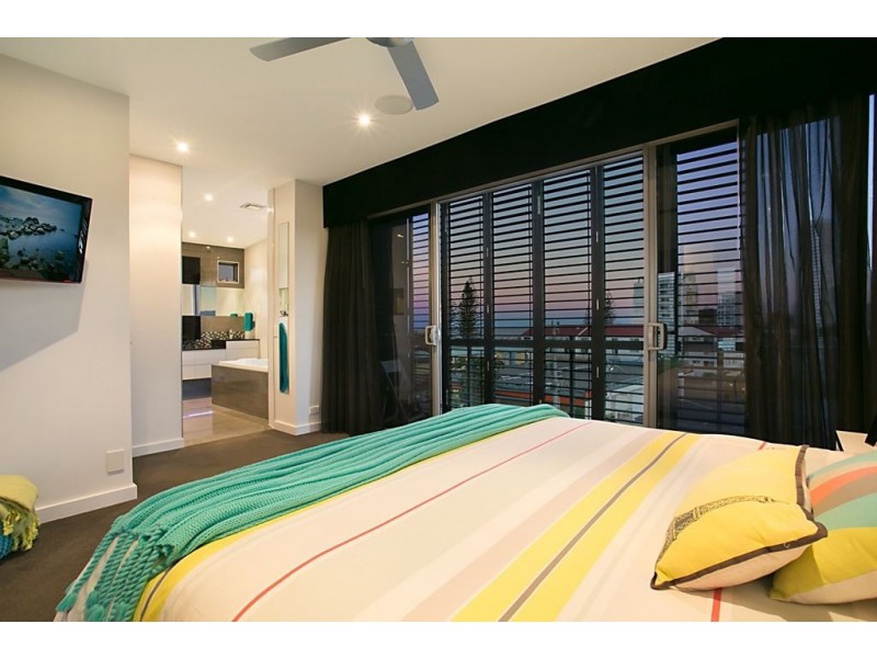 13 Kelly Avenue, Miami QLD 4220