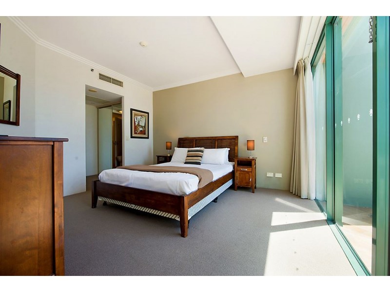 5 Palm Avenue, Surfers Paradise QLD 4217