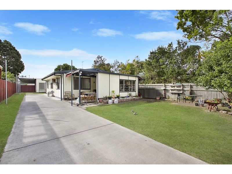 99 Fifth Avenue, Palm Beach QLD 4221
