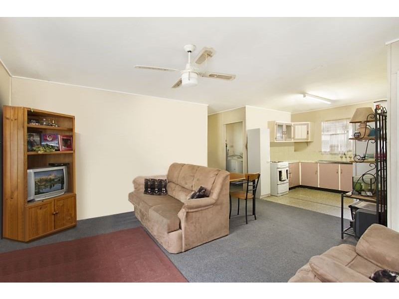 99 Fifth Avenue, Palm Beach QLD 4221