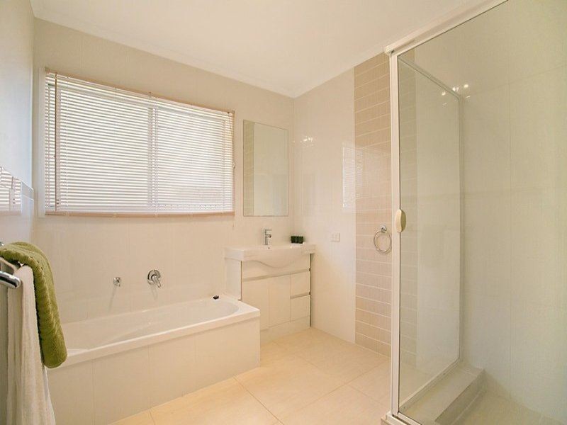 25 Sunrise Blvd, Surfers Paradise QLD 4217