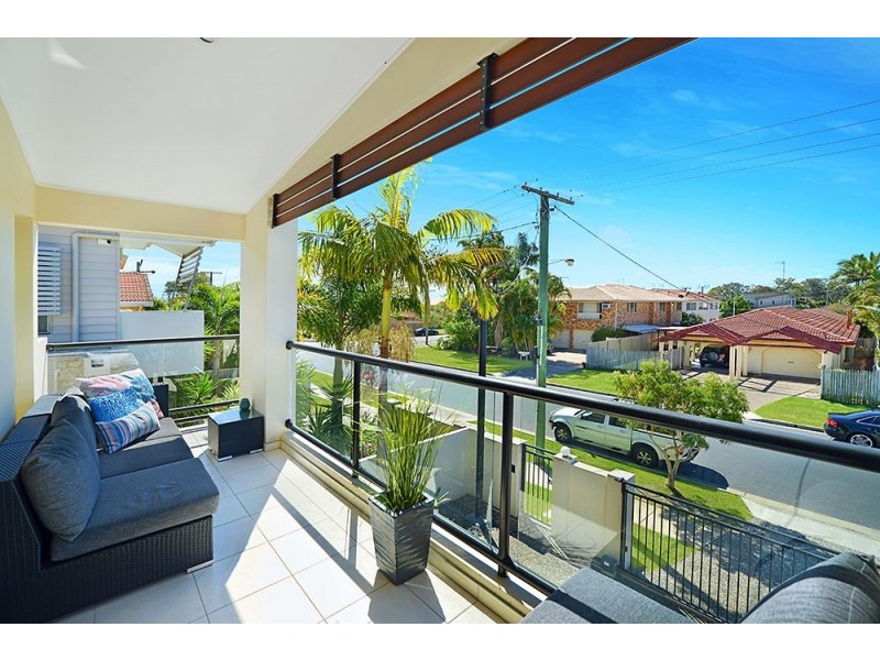 2/36 Victor Avenue, Paradise Point QLD 4216