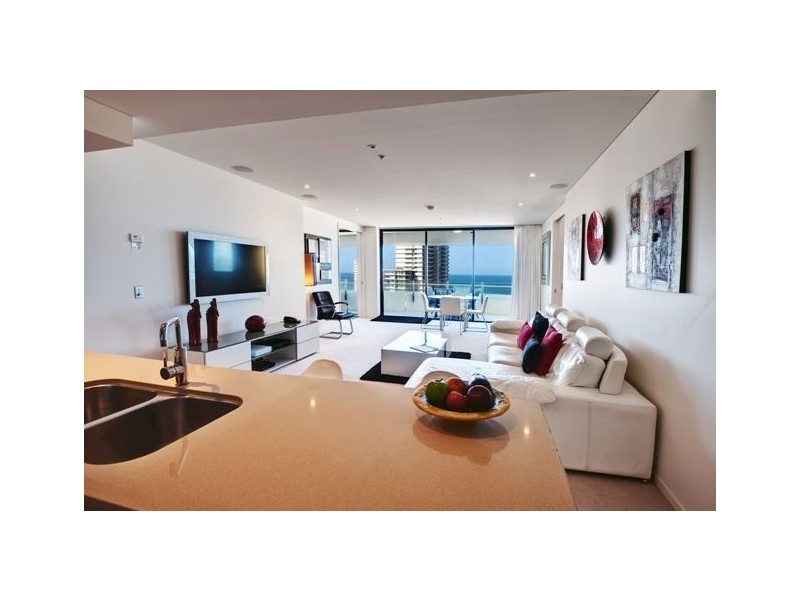 89 Surf Parade, Broadbeach QLD 4218