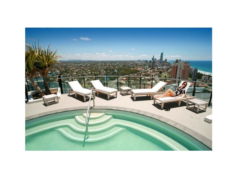 89 Surf Parade, Broadbeach QLD 4218