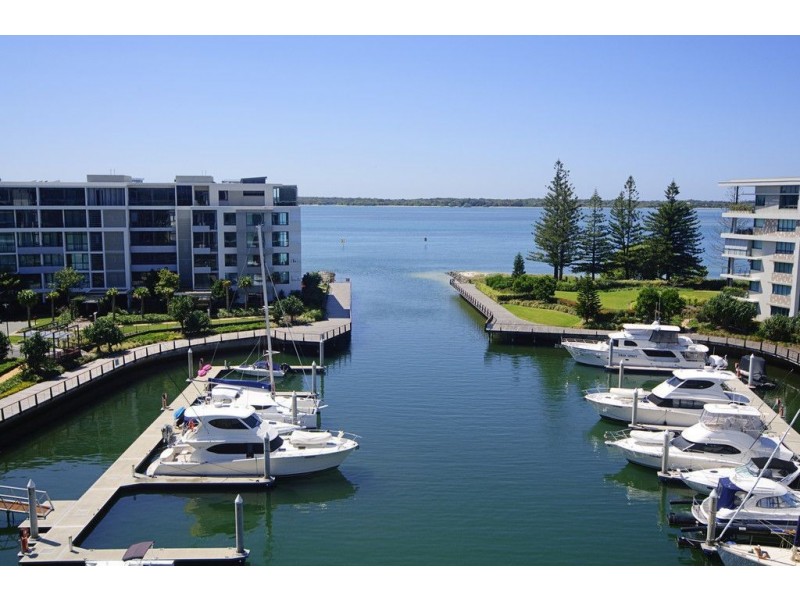 4601/323 Bayview Street, Hollywell QLD 4216