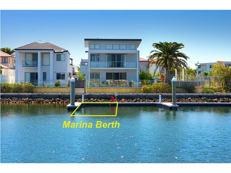 46 Harbour Rise, Hope Island QLD 4212