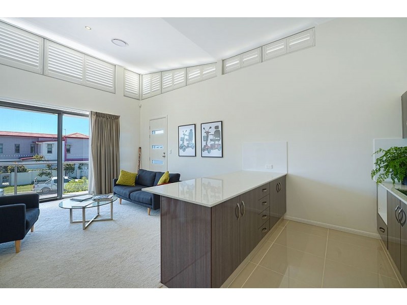 46 Harbour Rise, Hope Island QLD 4212