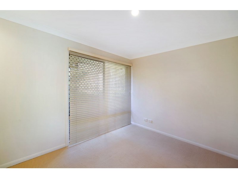 8 Ballybunyon Crescent, Hope Island QLD 4212