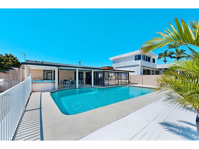 11 Sarasota Key, Broadbeach Waters QLD 4218