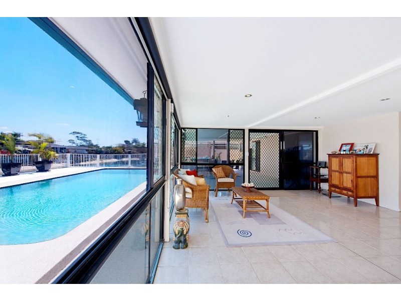 11 Sarasota Key, Broadbeach Waters QLD 4218