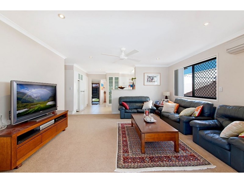 11 Sarasota Key, Broadbeach Waters QLD 4218