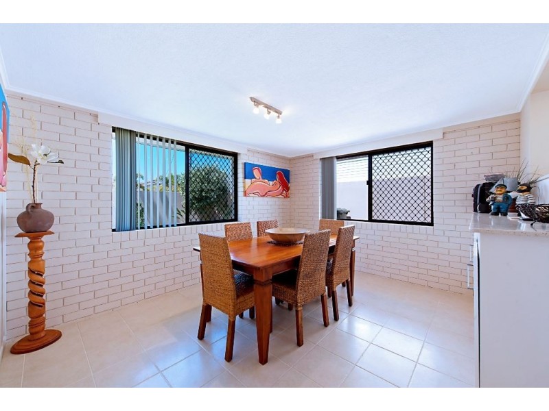 11 Sarasota Key, Broadbeach Waters QLD 4218