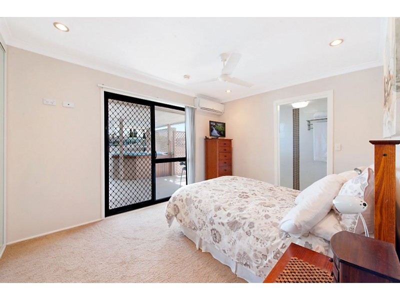 11 Sarasota Key, Broadbeach Waters QLD 4218