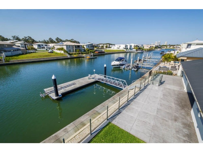28 Middle Quay, Biggera Waters QLD 4216