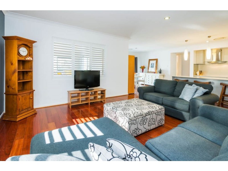 28 Middle Quay, Biggera Waters QLD 4216