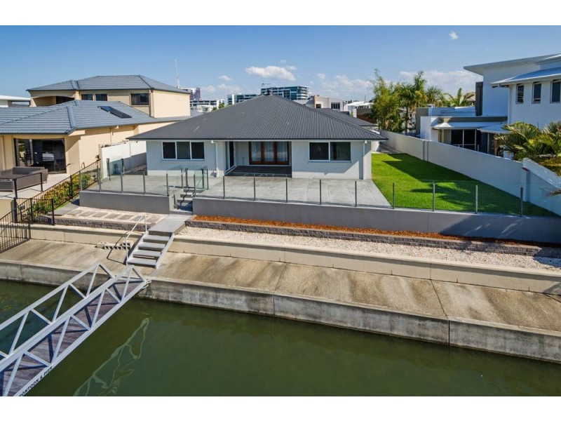 28 Middle Quay, Biggera Waters QLD 4216