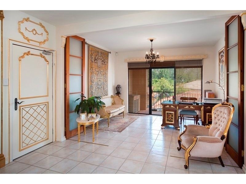 3285 Palladian Drive, Hope Island QLD 4212