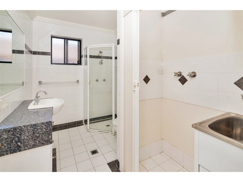 6/22 First Avenue, Broadbeach QLD 4218