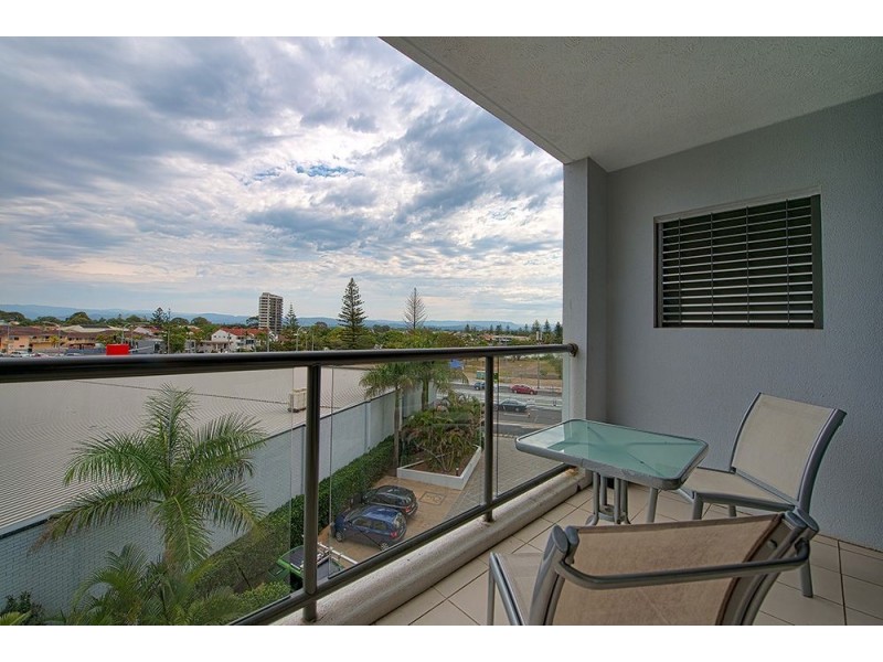 1006B/2865 Gold Coast Highway, Surfers Paradise QLD 4217