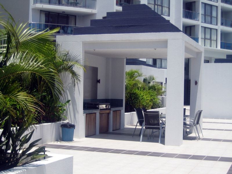 1006B/2865 Gold Coast Highway, Surfers Paradise QLD 4217