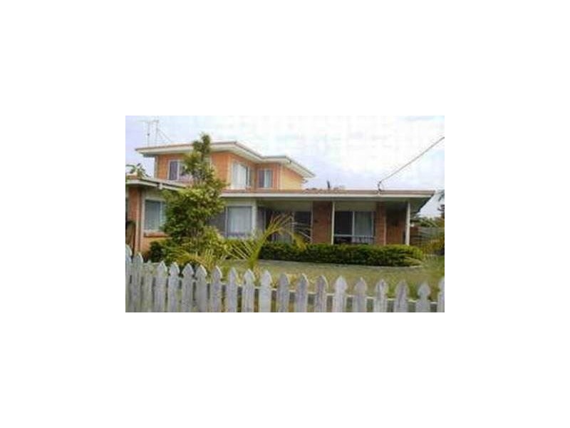 180 Muir Street, Labrador QLD 4215