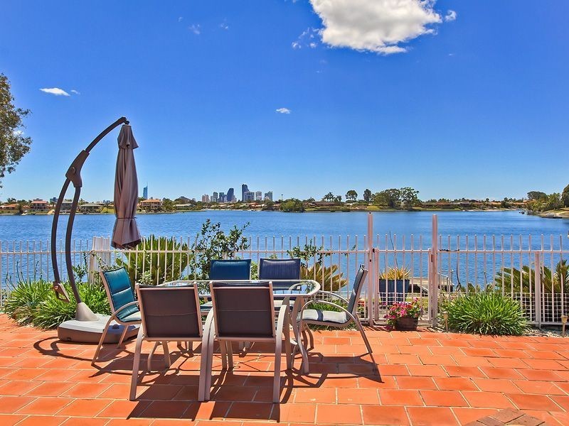 47/300 Cottesloe Dr, Mermaid Waters QLD 4218