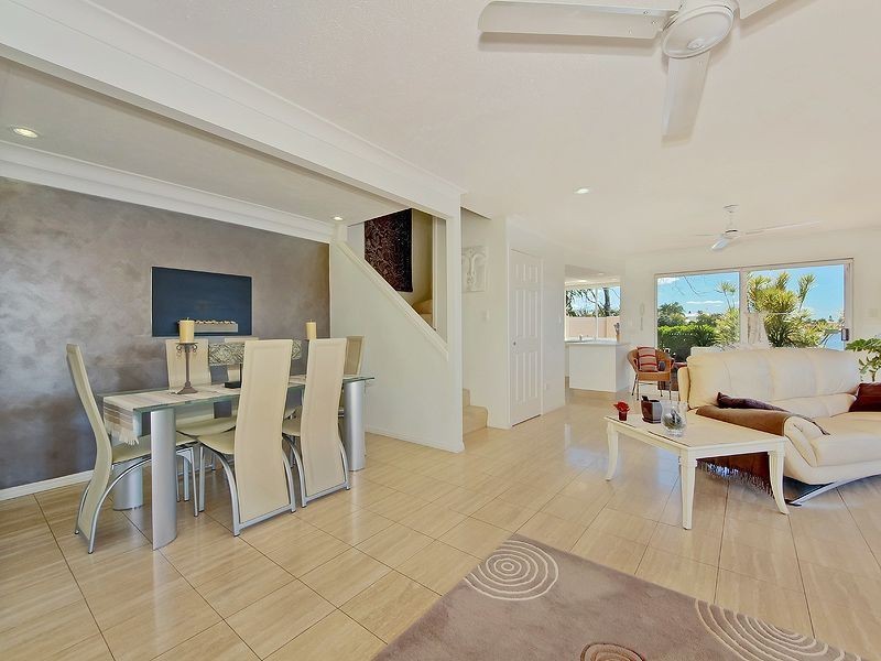 47/300 Cottesloe Dr, Mermaid Waters QLD 4218