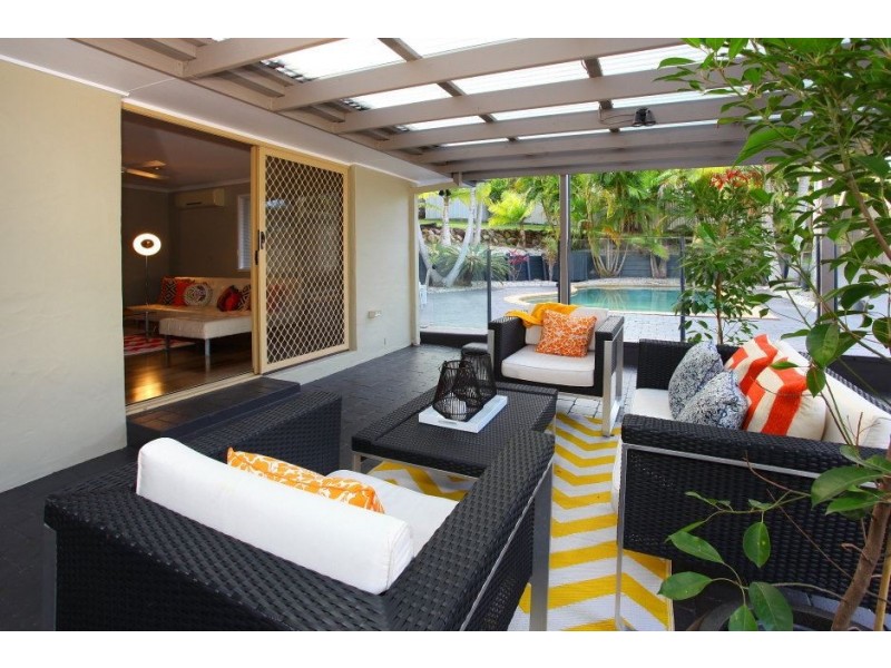 5 Pinehurst Place, Robina QLD 4226