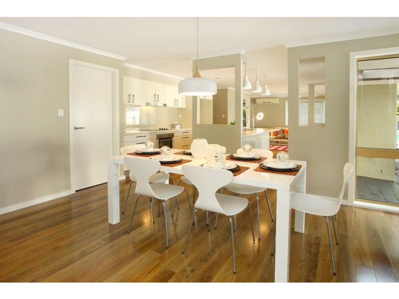 5 Pinehurst Place, Robina QLD 4226