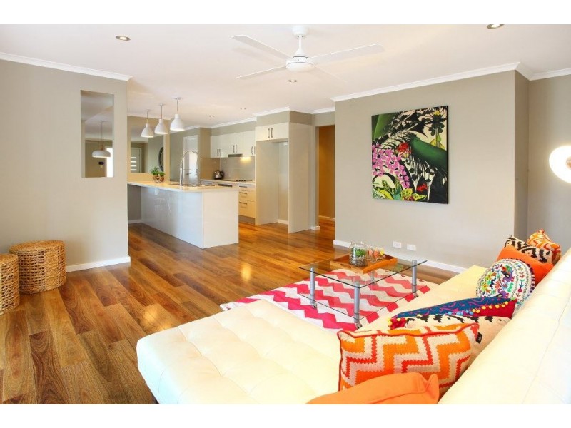 5 Pinehurst Place, Robina QLD 4226