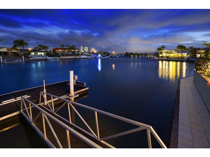 73 Cockleshell Court, Runaway Bay QLD 4216