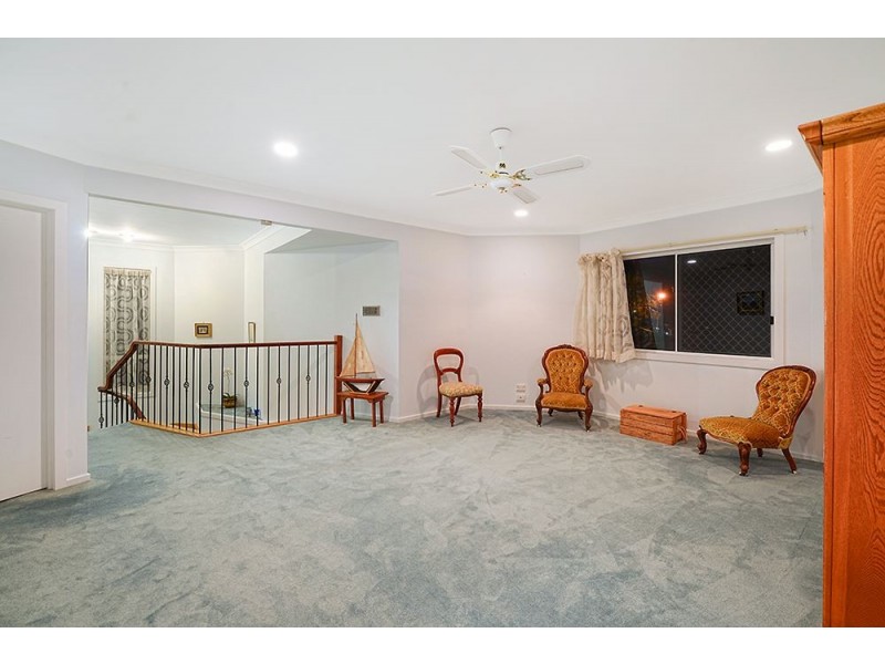 73 Cockleshell Court, Runaway Bay QLD 4216