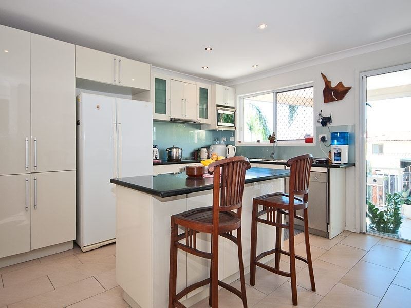 19 Horizon Avenue, Ashmore QLD 4214