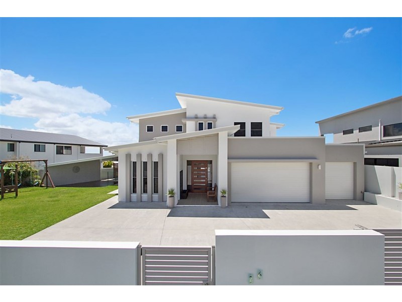 26 Culgoora Crescent ‘The Observatory’, Reedy Creek QLD 4227