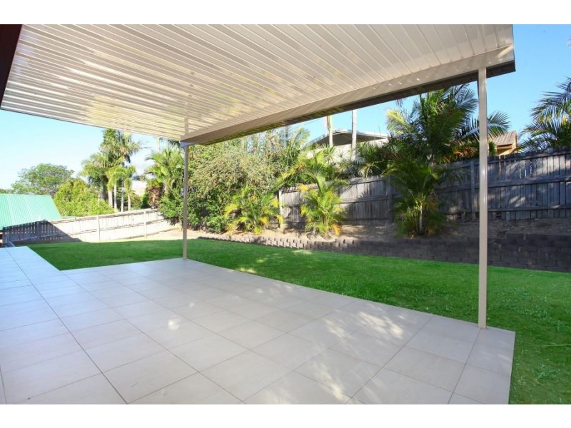 52 Armstrong Way, Highland Park QLD 4211