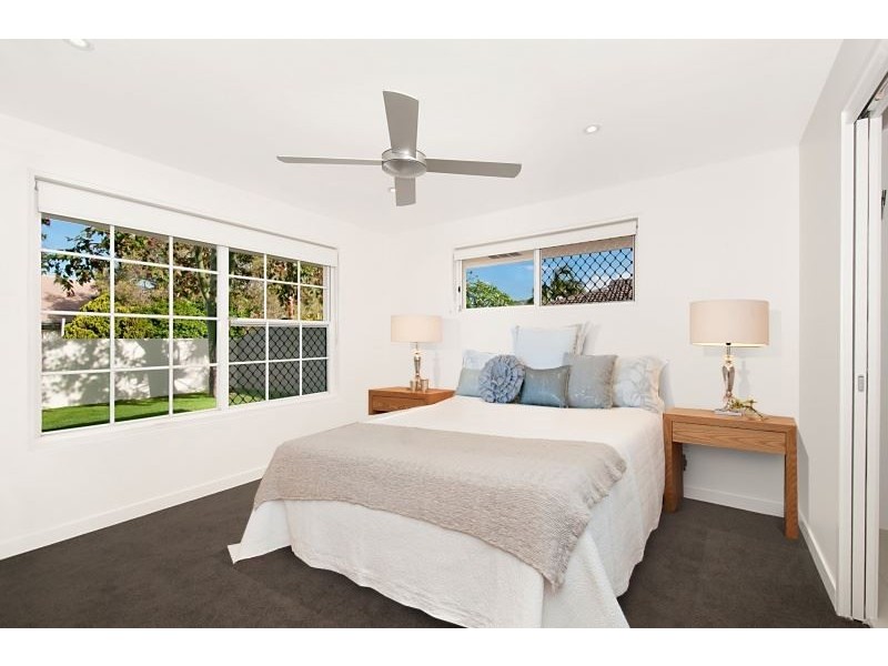 118 Barrier Reef Drive, Mermaid Waters QLD 4218