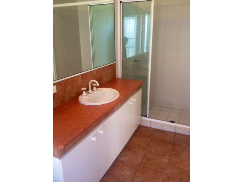 32 Bermuda Street, Broadbeach Waters QLD 4218