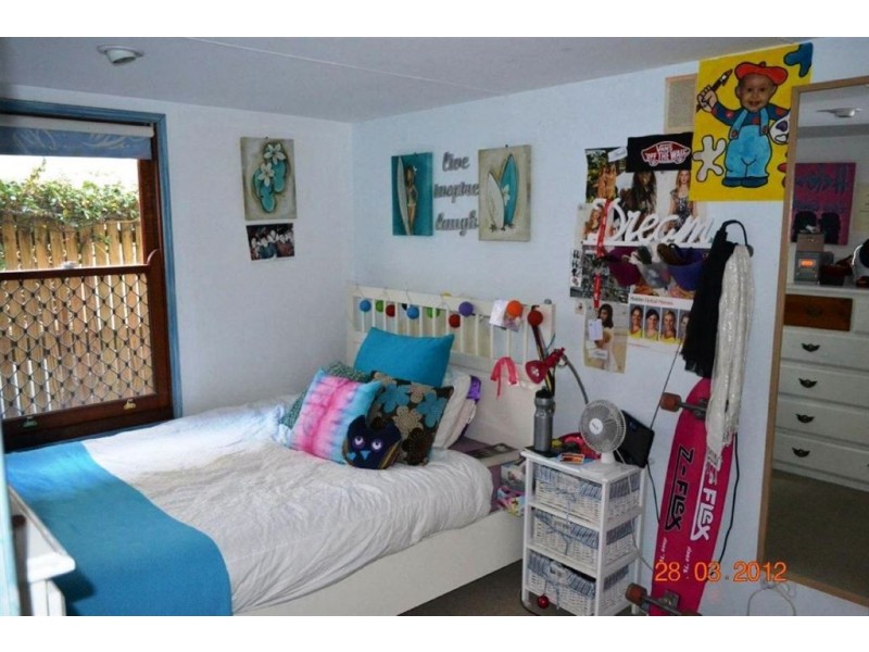 20 Venice Street, Mermaid Beach QLD 4218