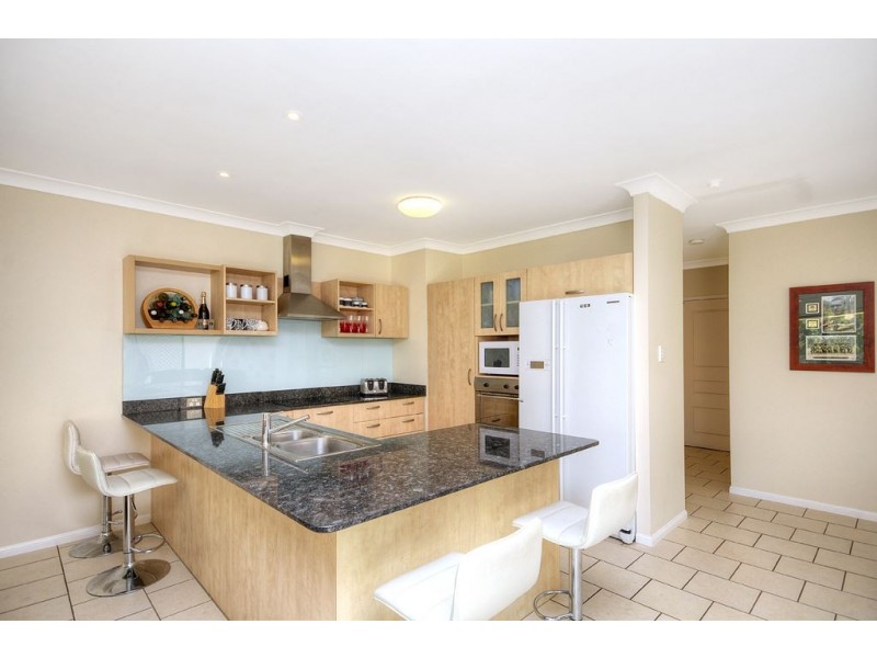 8 Redbud Lane, Robina QLD 4226