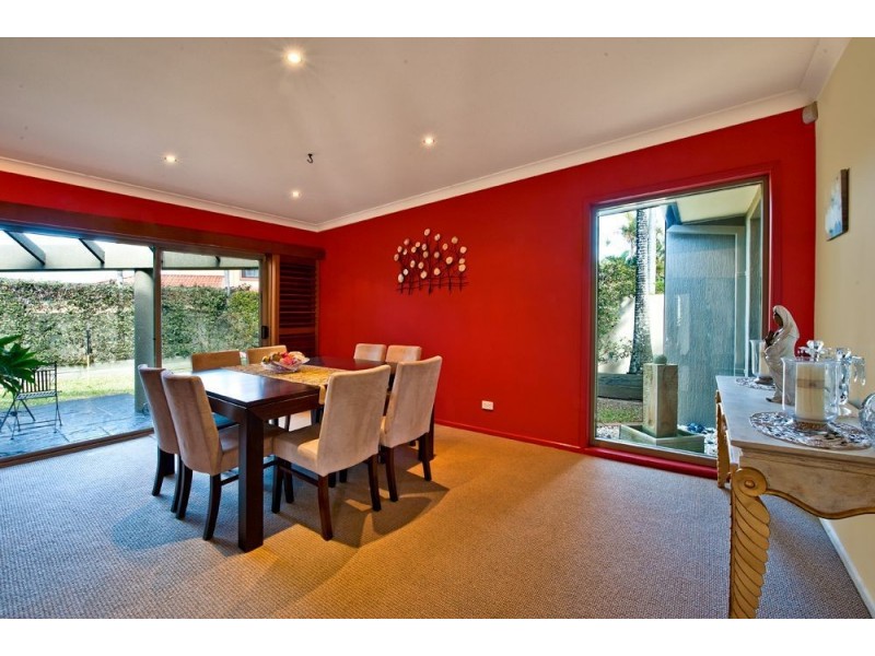 35 Beauty Point Drive, Robina QLD 4226